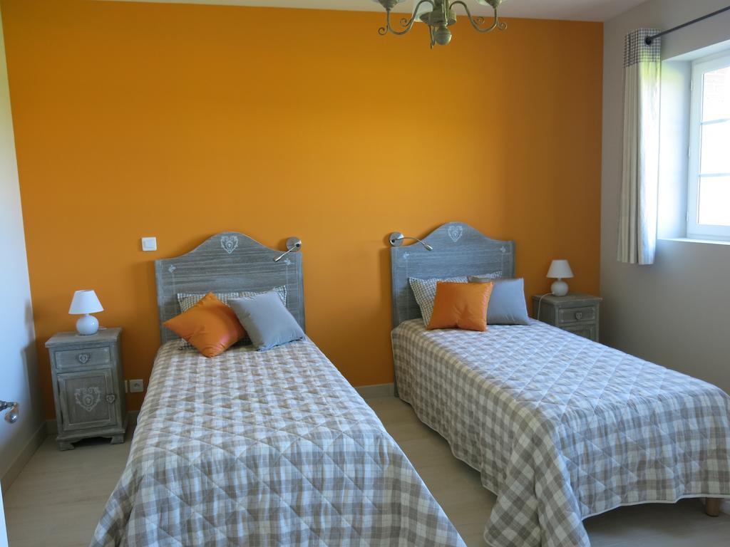 Bed and Breakfast Le Parc De Crecy Tréon Pokoj fotografie